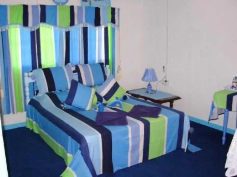 Le Chateau Bleu Hotel Anse aux Pins 2*,  Seychelles